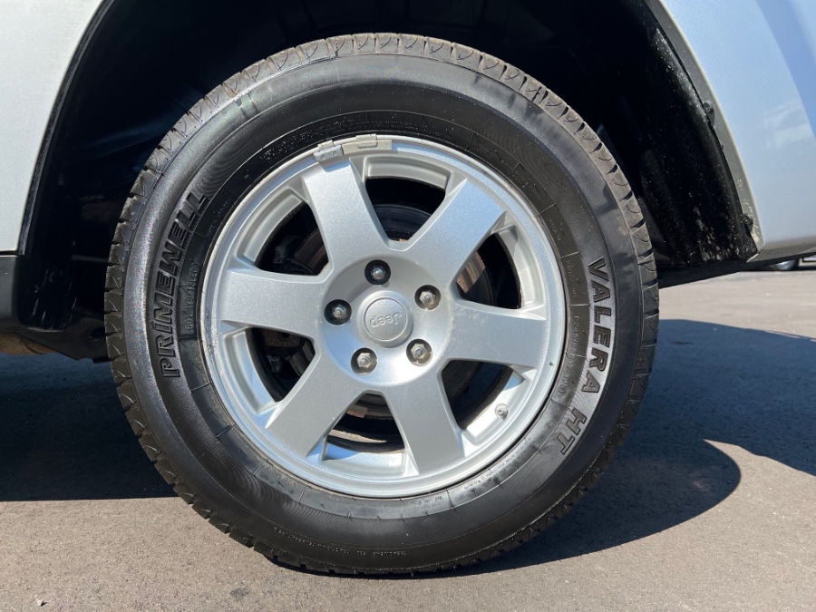Used Jeep Grand Cherokee 4WD 4dr Laredo 2010 | Marsh Auto Sales LLC. Ortonville, Michigan Used Jeep Grand Cherokee 4WD 4dr Laredo 2010 | Marsh Auto Sales LLC. Ortonville, Michigan