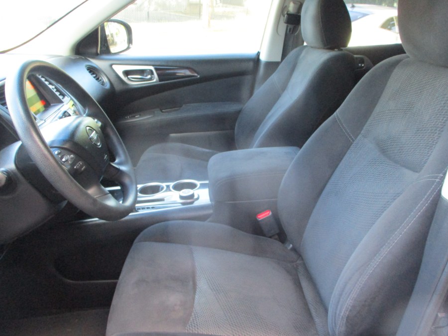 Used Nissan Pathfinder 4WD 4dr S 2014 | South Shore Auto Brokers & Sales. Massapequa, New York Used Nissan Pathfinder 4WD 4dr S 2014 | South Shore Auto Brokers & Sales. Massapequa, New York