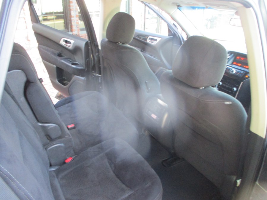 Used Nissan Pathfinder 4WD 4dr S 2014 | South Shore Auto Brokers & Sales. Massapequa, New York Used Nissan Pathfinder 4WD 4dr S 2014 | South Shore Auto Brokers & Sales. Massapequa, New York