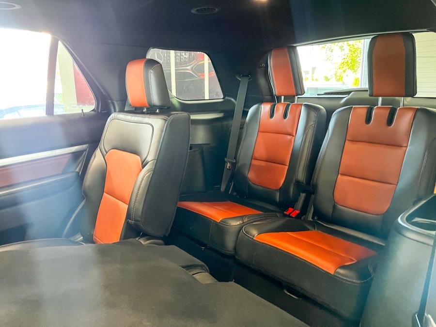 2019 Ford Explorer XLT 4WD, available for sale in Franklin Square, New York | Luxury Motor Club. Franklin Square, New York 2019 Ford Explorer XLT 4WD, available for sale in Franklin Square, New York | Luxury Motor Club. Franklin Square, New York