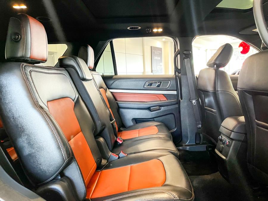 2019 Ford Explorer XLT 4WD, available for sale in Franklin Square, New York | Luxury Motor Club. Franklin Square, New York 2019 Ford Explorer XLT 4WD, available for sale in Franklin Square, New York | Luxury Motor Club. Franklin Square, New York