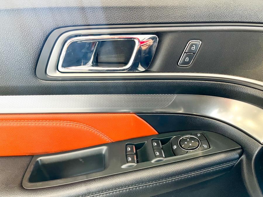 2019 Ford Explorer XLT 4WD, available for sale in Franklin Square, New York | Luxury Motor Club. Franklin Square, New York 2019 Ford Explorer XLT 4WD, available for sale in Franklin Square, New York | Luxury Motor Club. Franklin Square, New York