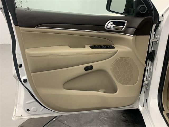 Used Jeep Grand Cherokee Overland 2018 | Eastchester Motor Cars. Bronx, New York Used Jeep Grand Cherokee Overland 2018 | Eastchester Motor Cars. Bronx, New York