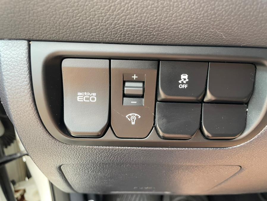 2013 Kia Rio 4dr Sdn Man LX, available for sale in Manchester, Connecticut | Carsonmain LLC. Manchester, Connecticut 2013 Kia Rio 4dr Sdn Man LX, available for sale in Manchester, Connecticut | Carsonmain LLC. Manchester, Connecticut