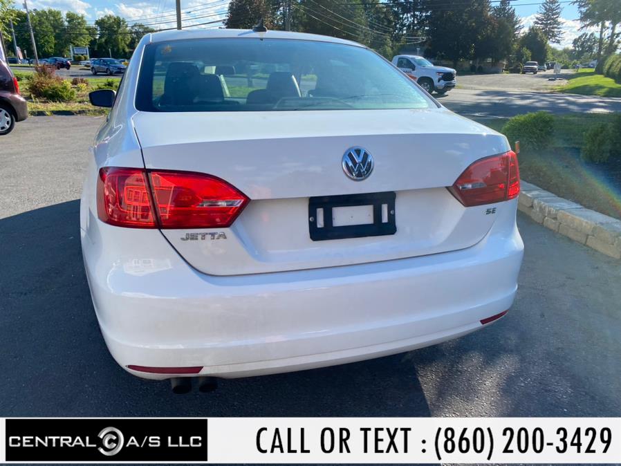 2014 Volkswagen Jetta Sedan 4dr Auto SE w/Connectivity/Sunroof PZEV, available for sale in East Windsor, Connecticut | Central A/S LLC. East Windsor, Connecticut 2014 Volkswagen Jetta Sedan 4dr Auto SE w/Connectivity/Sunroof PZEV, available for sale in East Windsor, Connecticut | Central A/S LLC. East Windsor, Connecticut