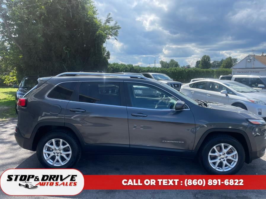 2014 Jeep Cherokee 4WD 4dr Latitude, available for sale in East Windsor, Connecticut | Stop & Drive Auto Sales. East Windsor, Connecticut 2014 Jeep Cherokee 4WD 4dr Latitude, available for sale in East Windsor, Connecticut | Stop & Drive Auto Sales. East Windsor, Connecticut