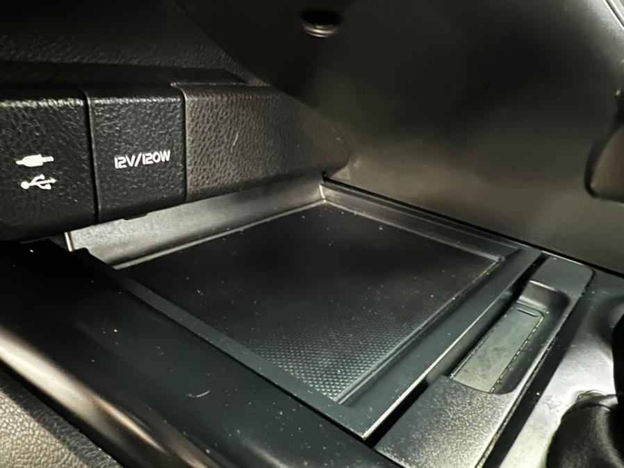 2019 Toyota Camry SE Auto (Natl), available for sale in Massapequa Park, New York | Power Motors East. Massapequa Park, New York 2019 Toyota Camry SE Auto (Natl), available for sale in Massapequa Park, New York | Power Motors East. Massapequa Park, New York