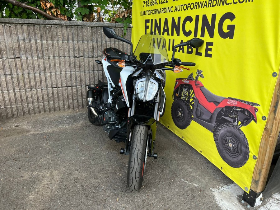 2021 KTM 390 Duke 390, available for sale in Brooklyn, New York | Autoforward Motors Inc.. Brooklyn, New York 2021 KTM 390 Duke 390, available for sale in Brooklyn, New York | Autoforward Motors Inc.. Brooklyn, New York