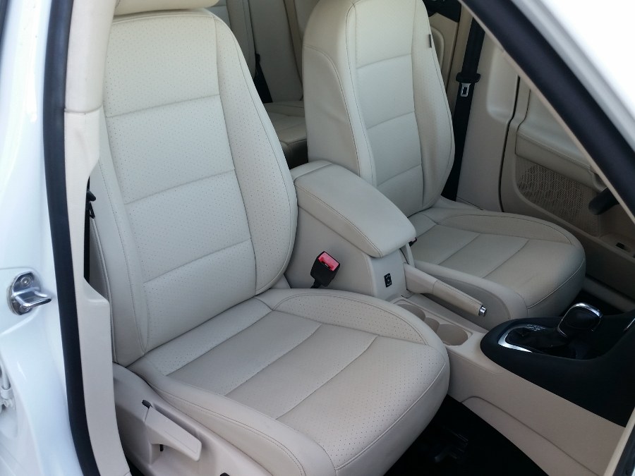 Used Volkswagen Jetta SportWagen 4dr DSG TDI 2014 | Action Automotive. Berlin, Connecticut Used Volkswagen Jetta SportWagen 4dr DSG TDI 2014 | Action Automotive. Berlin, Connecticut