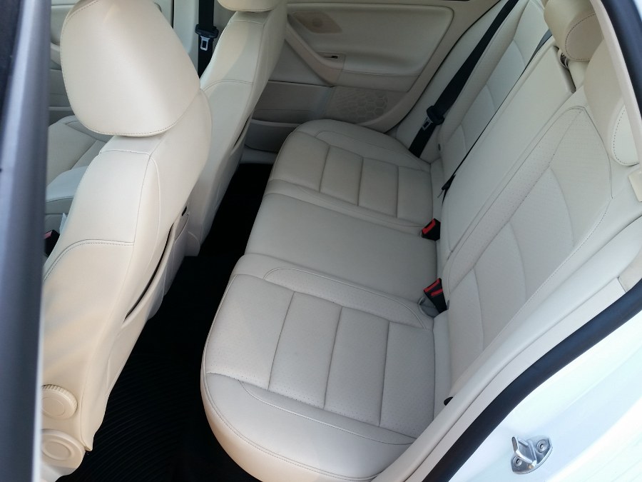 Used Volkswagen Jetta SportWagen 4dr DSG TDI 2014 | Action Automotive. Berlin, Connecticut Used Volkswagen Jetta SportWagen 4dr DSG TDI 2014 | Action Automotive. Berlin, Connecticut