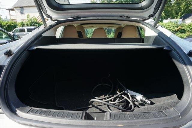 Used Tesla Model s 75D 2016 | Blasius Federal Road. Brookfield, Connecticut Used Tesla Model s 75D 2016 | Blasius Federal Road. Brookfield, Connecticut