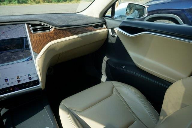 Used Tesla Model s 75D 2016 | Blasius Federal Road. Brookfield, Connecticut Used Tesla Model s 75D 2016 | Blasius Federal Road. Brookfield, Connecticut