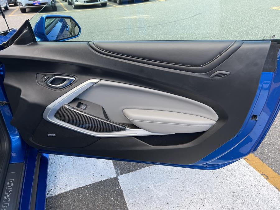 Used Chevrolet Camaro 2dr Cpe 2SS 2017 | National Auto Brokers, Inc.. Waterbury, Connecticut Used Chevrolet Camaro 2dr Cpe 2SS 2017 | National Auto Brokers, Inc.. Waterbury, Connecticut