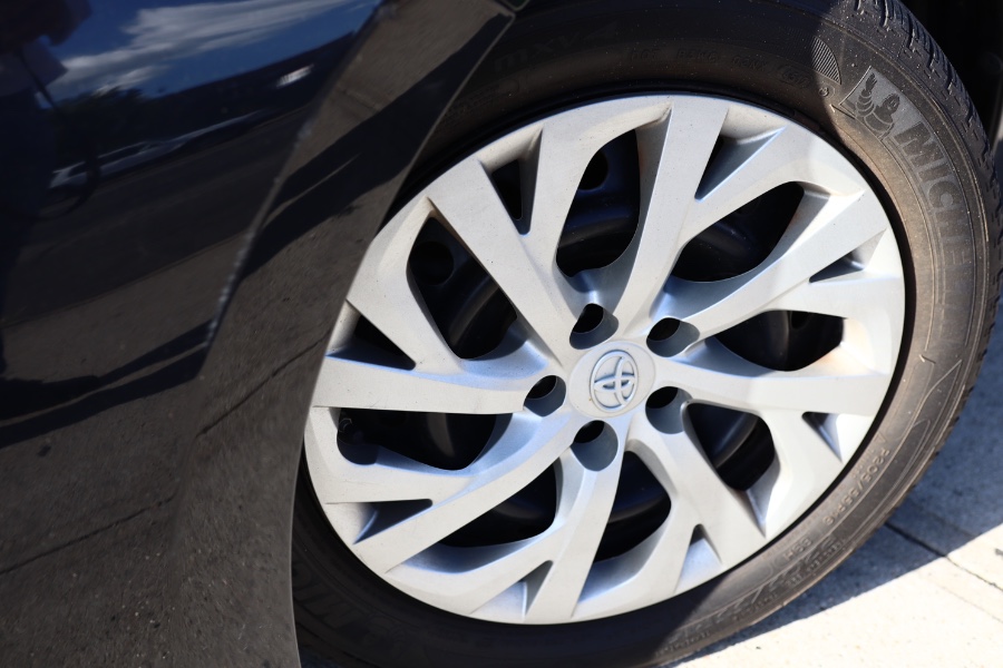 Used Toyota Corolla LE CVT (Natl) 2018 | Hillside Auto Mall Inc.. Jamaica, New York Used Toyota Corolla LE CVT (Natl) 2018 | Hillside Auto Mall Inc.. Jamaica, New York