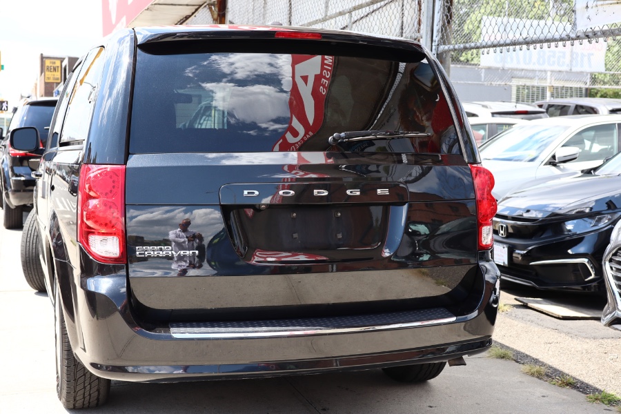 Used Dodge Grand Caravan SE Plus Wagon 2018 | Hillside Auto Mall Inc.. Jamaica, New York Used Dodge Grand Caravan SE Plus Wagon 2018 | Hillside Auto Mall Inc.. Jamaica, New York