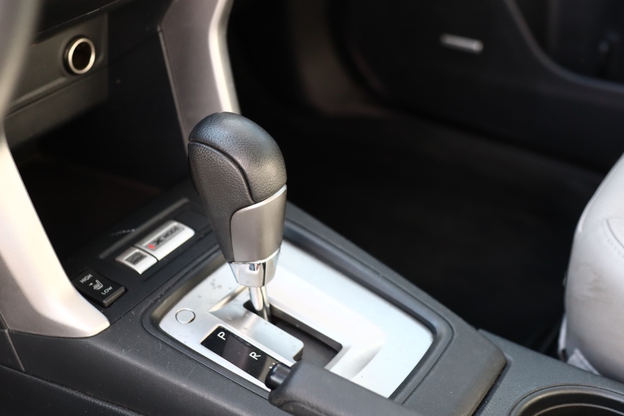 Used Subaru Forester 4dr CVT 2.5i Limited PZEV 2015 | Hillside Auto Mall Inc.. Jamaica, New York Used Subaru Forester 4dr CVT 2.5i Limited PZEV 2015 | Hillside Auto Mall Inc.. Jamaica, New York