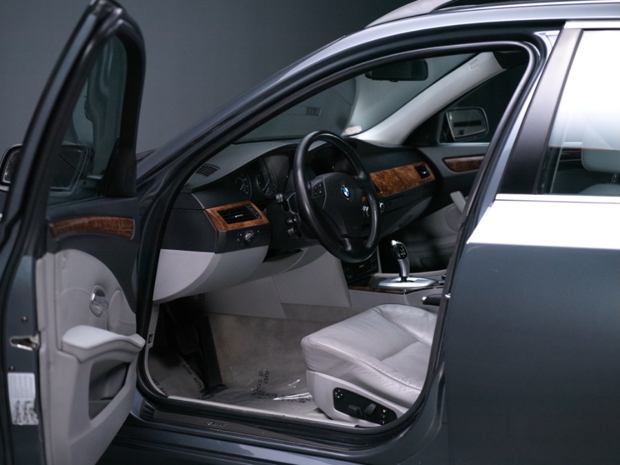 2008 BMW 5 Series 4dr Sports Wgn 535xiT AWD, available for sale in North Salem, New York | Meccanic Shop North Inc. North Salem, New York 2008 BMW 5 Series 4dr Sports Wgn 535xiT AWD, available for sale in North Salem, New York | Meccanic Shop North Inc. North Salem, New York