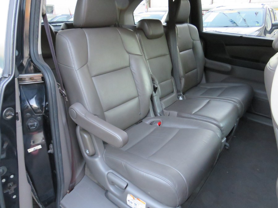2015 Honda Odyssey EX-L 8 Passenger, available for sale in Middle Village, New York | Road Masters II INC. Middle Village, New York 2015 Honda Odyssey EX-L 8 Passenger, available for sale in Middle Village, New York | Road Masters II INC. Middle Village, New York