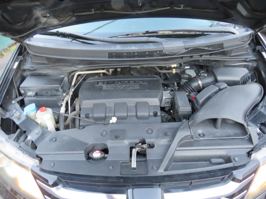 2015 Honda Odyssey EX-L 8 Passenger, available for sale in Middle Village, New York | Road Masters II INC. Middle Village, New York 2015 Honda Odyssey EX-L 8 Passenger, available for sale in Middle Village, New York | Road Masters II INC. Middle Village, New York
