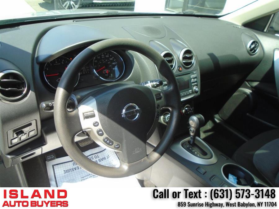 2013 Nissan Rogue SV AWD 4dr Crossover, available for sale in West Babylon, New York | Island Auto Buyers. West Babylon, New York 2013 Nissan Rogue SV AWD 4dr Crossover, available for sale in West Babylon, New York | Island Auto Buyers. West Babylon, New York