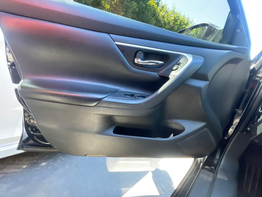 2017 Nissan Altima SV. LOW MILES!, available for sale in Rosedale, New York | Sunrise Auto Sales. Rosedale, New York 2017 Nissan Altima SV. LOW MILES!, available for sale in Rosedale, New York | Sunrise Auto Sales. Rosedale, New York