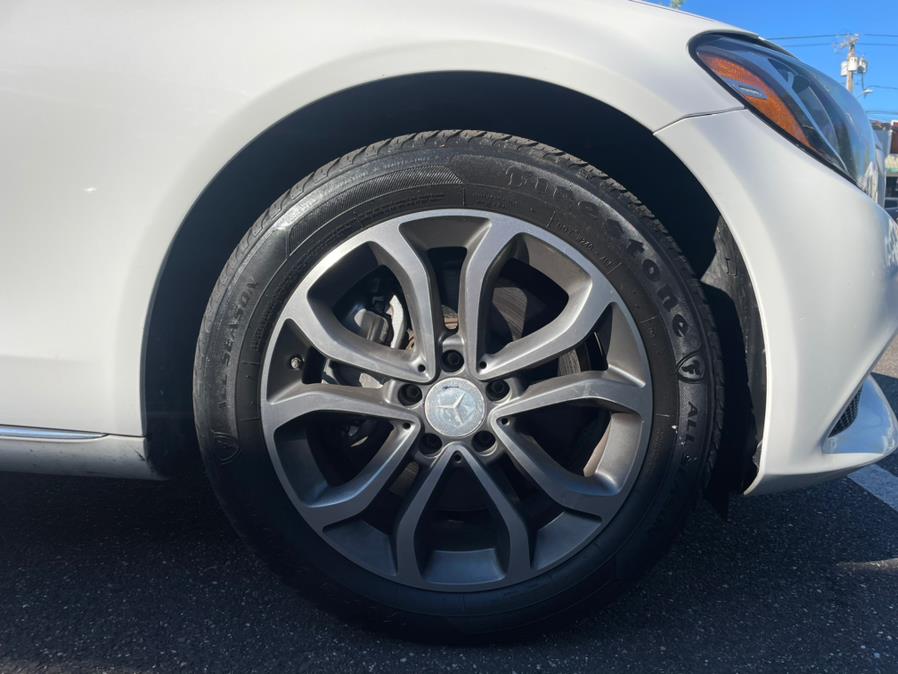 2016 Mercedes-Benz C300 Luxury. CLEAN CARFAX!, available for sale in Rosedale, New York | Sunrise Auto Sales. Rosedale, New York 2016 Mercedes-Benz C300 Luxury. CLEAN CARFAX!, available for sale in Rosedale, New York | Sunrise Auto Sales. Rosedale, New York