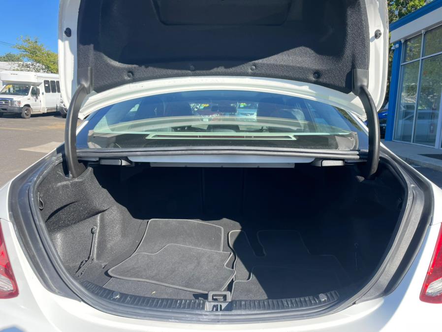 2016 Mercedes-Benz C300 Luxury. CLEAN CARFAX!, available for sale in Rosedale, New York | Sunrise Auto Sales. Rosedale, New York 2016 Mercedes-Benz C300 Luxury. CLEAN CARFAX!, available for sale in Rosedale, New York | Sunrise Auto Sales. Rosedale, New York
