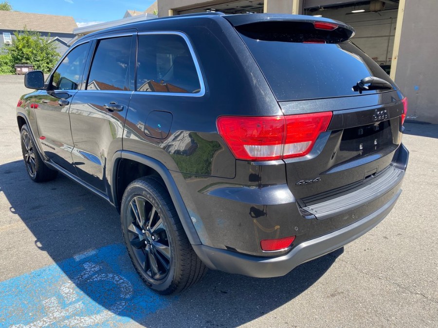 2013 Jeep Grand Cherokee 4WD 4dr Laredo, available for sale in West Springfield, Massachusetts | Union Street Auto Sales. West Springfield, Massachusetts 2013 Jeep Grand Cherokee 4WD 4dr Laredo, available for sale in West Springfield, Massachusetts | Union Street Auto Sales. West Springfield, Massachusetts
