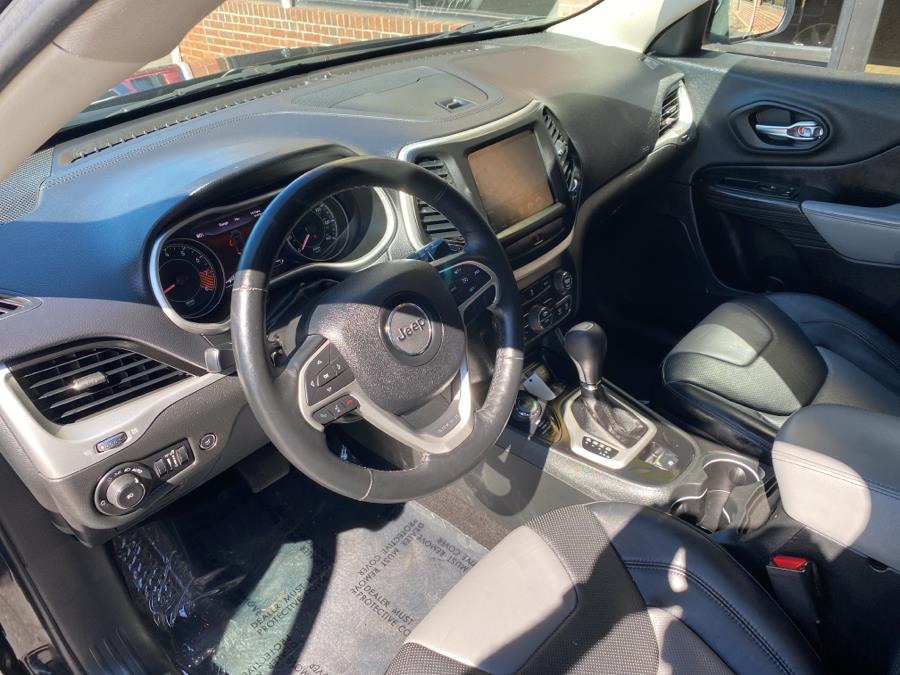 2014 Jeep Cherokee 4WD 4dr Limited, available for sale in Middletown, Connecticut | Newfield Auto Sales. Middletown, Connecticut 2014 Jeep Cherokee 4WD 4dr Limited, available for sale in Middletown, Connecticut | Newfield Auto Sales. Middletown, Connecticut
