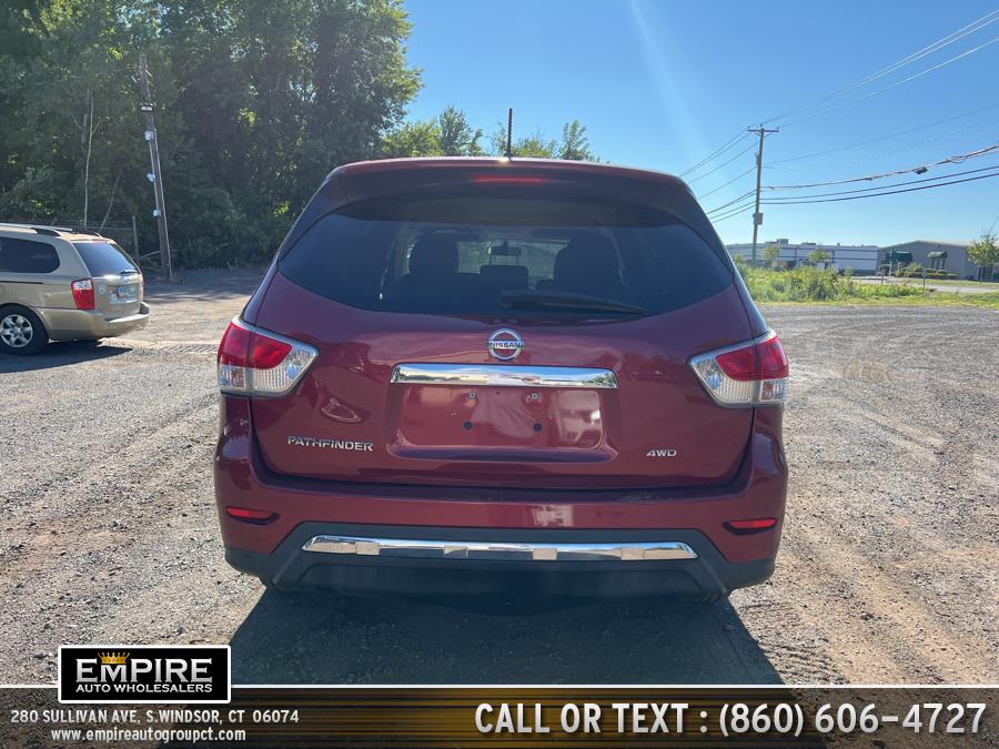 Used Nissan Pathfinder 4WD 4dr S 2013 | Empire Auto Wholesalers. S.Windsor, Connecticut Used Nissan Pathfinder 4WD 4dr S 2013 | Empire Auto Wholesalers. S.Windsor, Connecticut