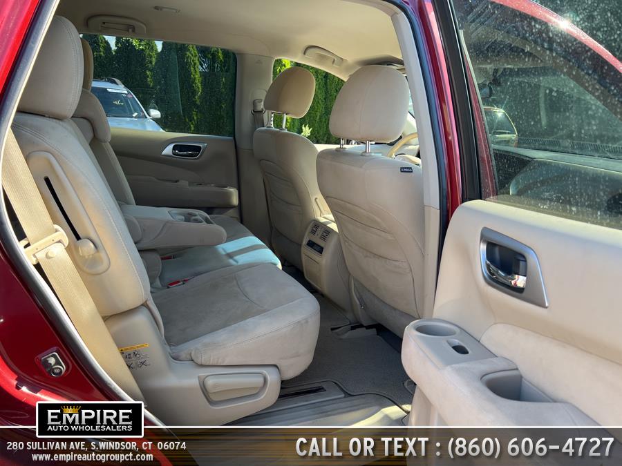 Used Nissan Pathfinder 4WD 4dr S 2013 | Empire Auto Wholesalers. S.Windsor, Connecticut Used Nissan Pathfinder 4WD 4dr S 2013 | Empire Auto Wholesalers. S.Windsor, Connecticut