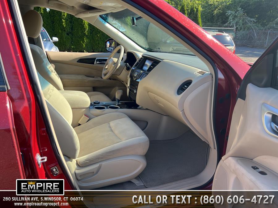 Used Nissan Pathfinder 4WD 4dr S 2013 | Empire Auto Wholesalers. S.Windsor, Connecticut Used Nissan Pathfinder 4WD 4dr S 2013 | Empire Auto Wholesalers. S.Windsor, Connecticut