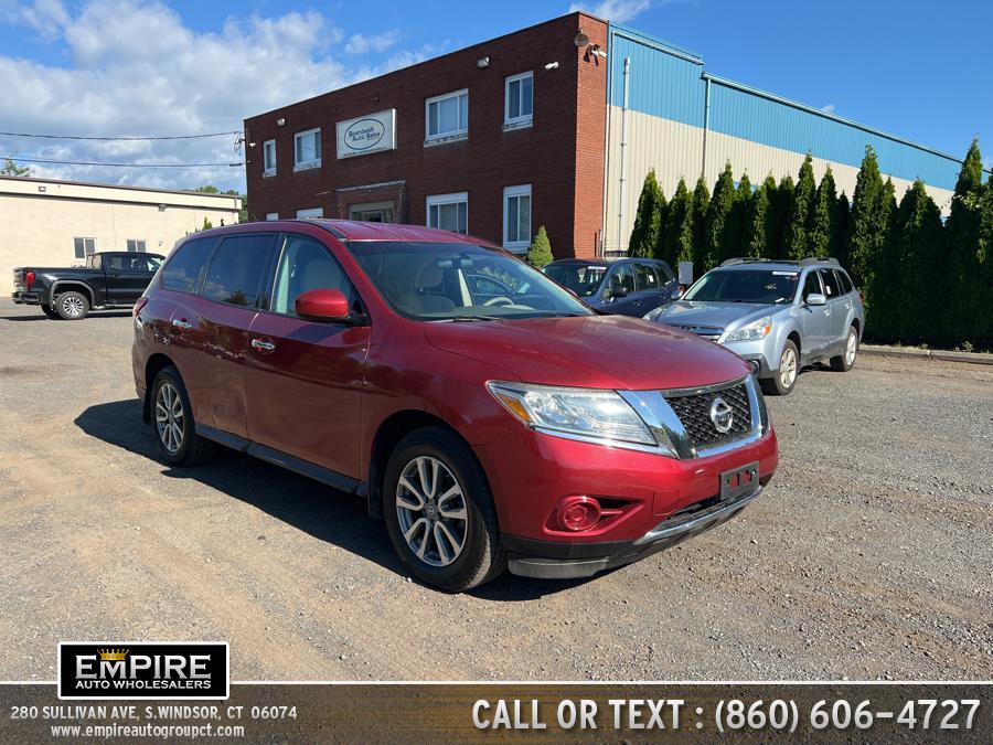 Used Nissan Pathfinder 4WD 4dr S 2013 | Empire Auto Wholesalers. S.Windsor, Connecticut Used Nissan Pathfinder 4WD 4dr S 2013 | Empire Auto Wholesalers. S.Windsor, Connecticut