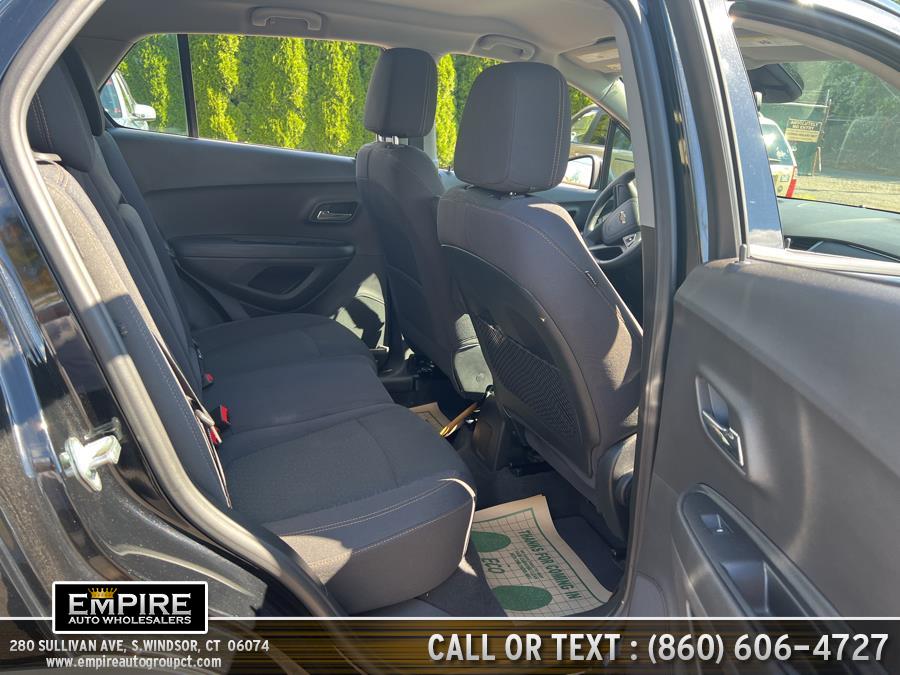 Used Chevrolet Trax AWD 4dr LS 2017 | Empire Auto Wholesalers. S.Windsor, Connecticut Used Chevrolet Trax AWD 4dr LS 2017 | Empire Auto Wholesalers. S.Windsor, Connecticut