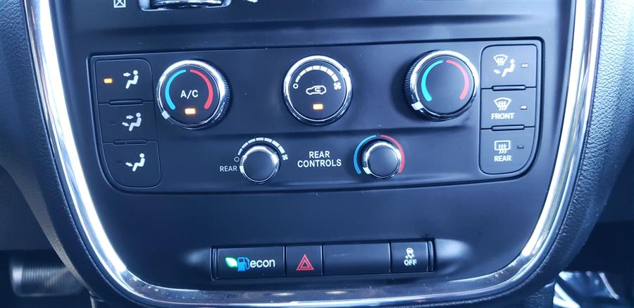2015 Dodge Grand Caravan 4dr Wgn SE PLUS, available for sale in Little Ferry, New Jersey | Victoria Preowned Autos Inc. Little Ferry, New Jersey 2015 Dodge Grand Caravan 4dr Wgn SE PLUS, available for sale in Little Ferry, New Jersey | Victoria Preowned Autos Inc. Little Ferry, New Jersey