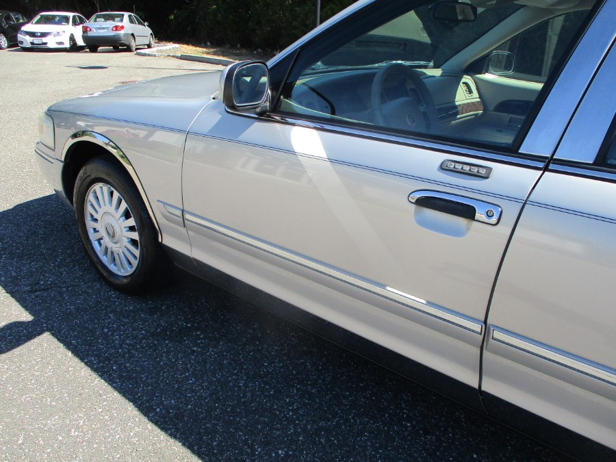Used Mercury Grand Marquis 4dr Sdn LS 2008 | South Shore Auto Brokers & Sales. Massapequa, New York Used Mercury Grand Marquis 4dr Sdn LS 2008 | South Shore Auto Brokers & Sales. Massapequa, New York