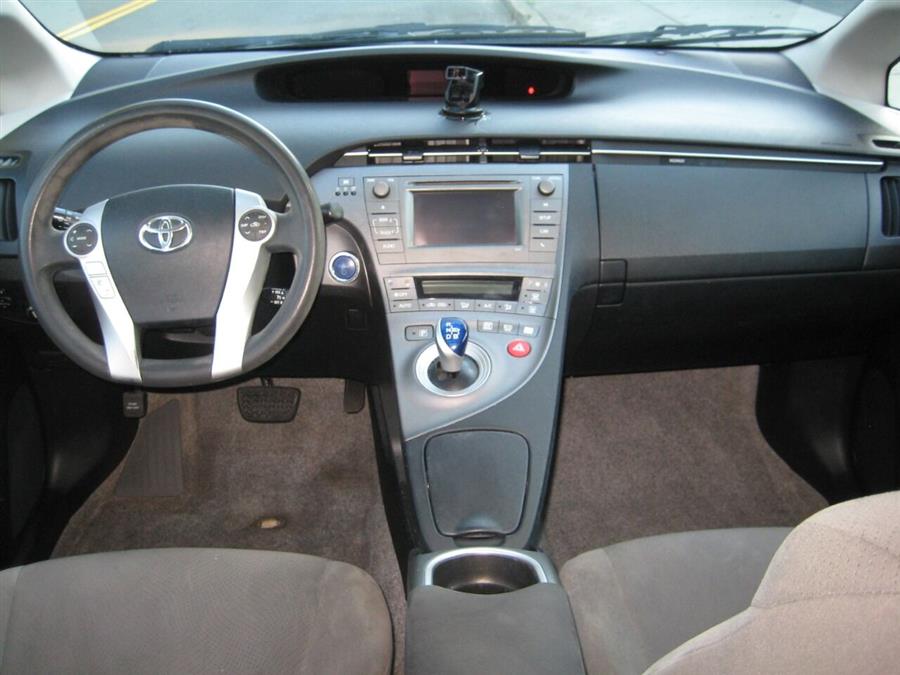 2013 Toyota Prius Two 4dr Hatchback, available for sale in Massapequa, New York | Rite Choice Auto Inc.. Massapequa, New York 2013 Toyota Prius Two 4dr Hatchback, available for sale in Massapequa, New York | Rite Choice Auto Inc.. Massapequa, New York