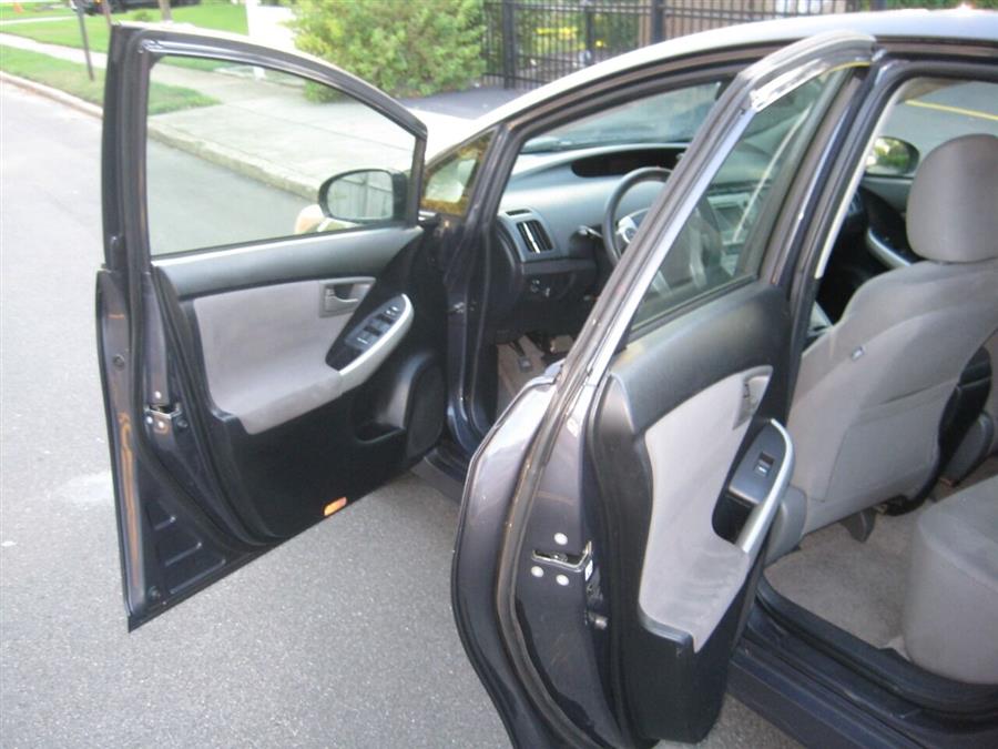 2013 Toyota Prius Two 4dr Hatchback, available for sale in Massapequa, New York | Rite Choice Auto Inc.. Massapequa, New York 2013 Toyota Prius Two 4dr Hatchback, available for sale in Massapequa, New York | Rite Choice Auto Inc.. Massapequa, New York