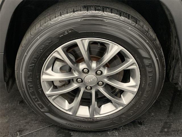 Used Jeep Cherokee Latitude Plus 2019 | Eastchester Motor Cars. Bronx, New York Used Jeep Cherokee Latitude Plus 2019 | Eastchester Motor Cars. Bronx, New York