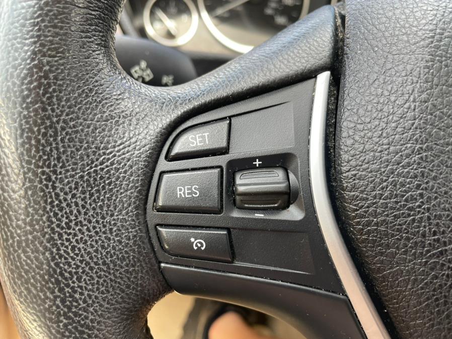 2013 BMW 3 Series 4dr Sdn 328i xDrive AWD SULEV, available for sale in Manchester, Connecticut | Carsonmain LLC. Manchester, Connecticut 2013 BMW 3 Series 4dr Sdn 328i xDrive AWD SULEV, available for sale in Manchester, Connecticut | Carsonmain LLC. Manchester, Connecticut