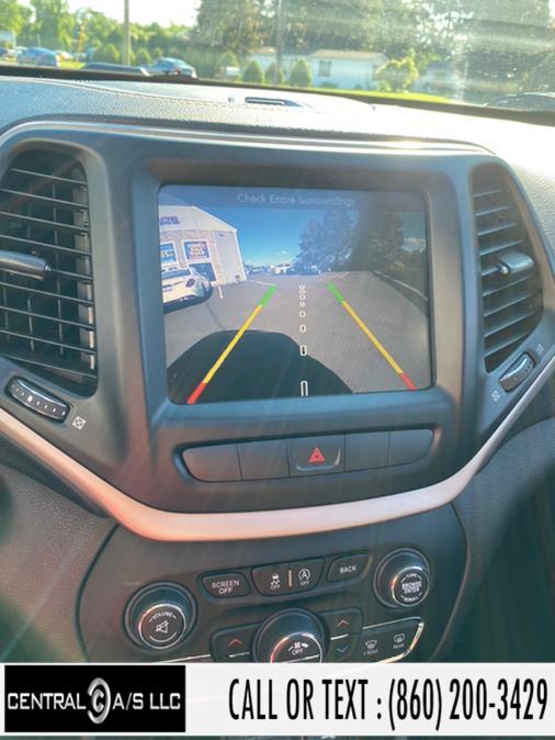 2015 Jeep Cherokee 4WD 4dr Latitude, available for sale in East Windsor, Connecticut | Central A/S LLC. East Windsor, Connecticut 2015 Jeep Cherokee 4WD 4dr Latitude, available for sale in East Windsor, Connecticut | Central A/S LLC. East Windsor, Connecticut