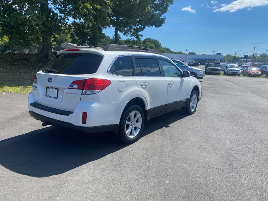 2013 Subaru Outback 4dr Wgn H4 Auto 2.5i Premium, available for sale in Old Saybrook, Connecticut | Saybrook Auto Barn. Old Saybrook, Connecticut 2013 Subaru Outback 4dr Wgn H4 Auto 2.5i Premium, available for sale in Old Saybrook, Connecticut | Saybrook Auto Barn. Old Saybrook, Connecticut