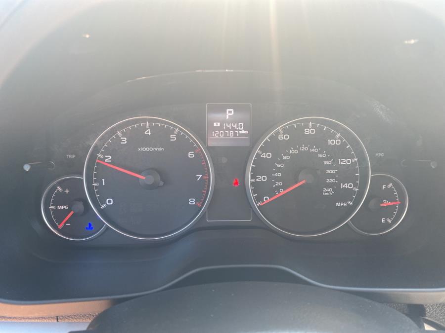 2013 Subaru Outback 4dr Wgn H4 Auto 2.5i Premium, available for sale in Old Saybrook, Connecticut | Saybrook Auto Barn. Old Saybrook, Connecticut 2013 Subaru Outback 4dr Wgn H4 Auto 2.5i Premium, available for sale in Old Saybrook, Connecticut | Saybrook Auto Barn. Old Saybrook, Connecticut