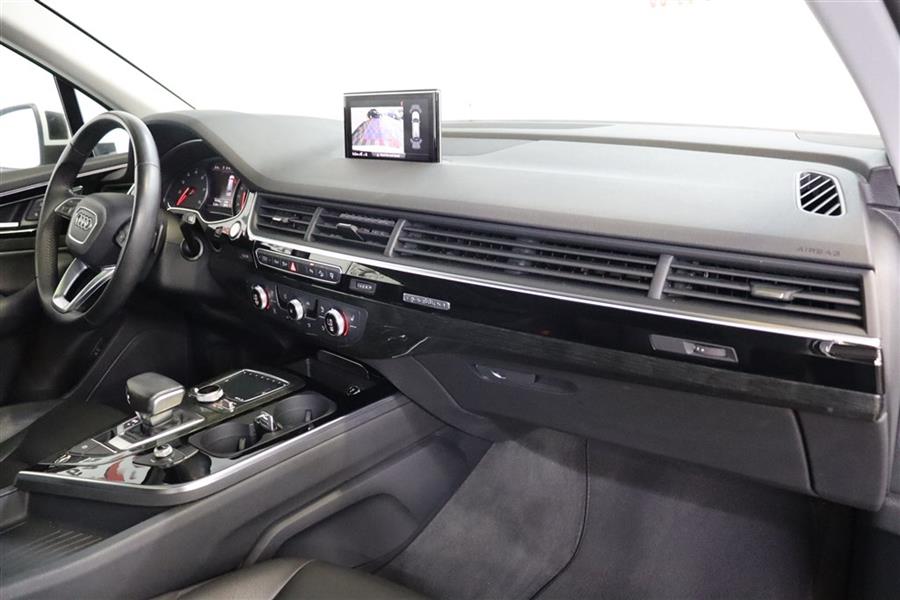 2017 Audi Q7 PREMIUM PLUS, available for sale in Paterson, New Jersey | Fast Track Motors. Paterson, New Jersey 2017 Audi Q7 PREMIUM PLUS, available for sale in Paterson, New Jersey | Fast Track Motors. Paterson, New Jersey
