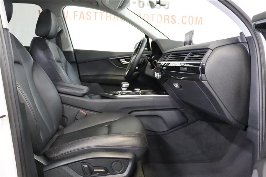 2017 Audi Q7 PREMIUM PLUS, available for sale in Paterson, New Jersey | Fast Track Motors. Paterson, New Jersey 2017 Audi Q7 PREMIUM PLUS, available for sale in Paterson, New Jersey | Fast Track Motors. Paterson, New Jersey