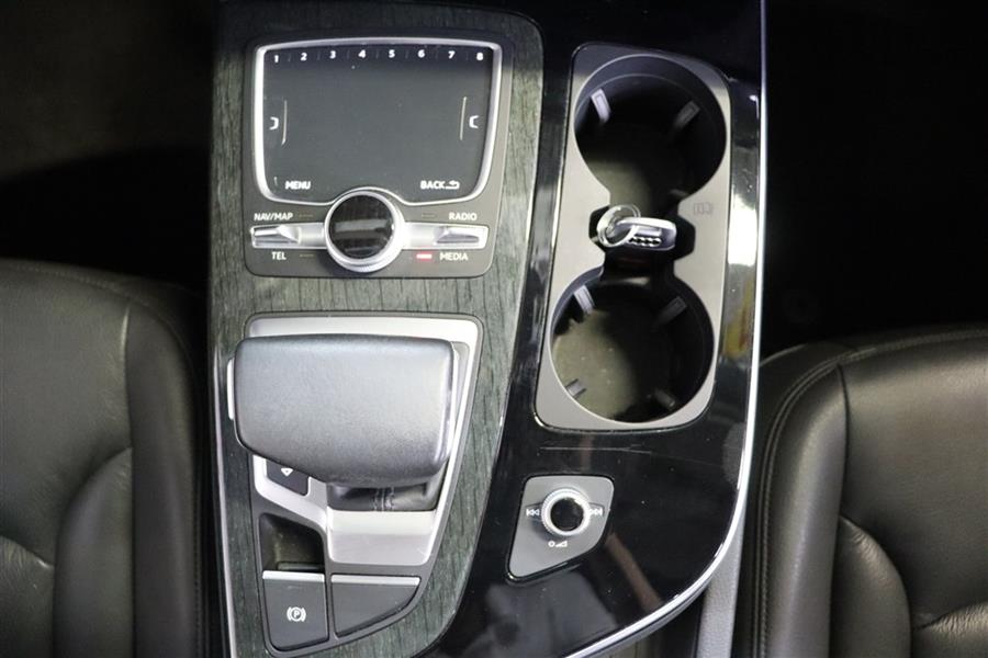 2017 Audi Q7 PREMIUM PLUS, available for sale in Paterson, New Jersey | Fast Track Motors. Paterson, New Jersey 2017 Audi Q7 PREMIUM PLUS, available for sale in Paterson, New Jersey | Fast Track Motors. Paterson, New Jersey