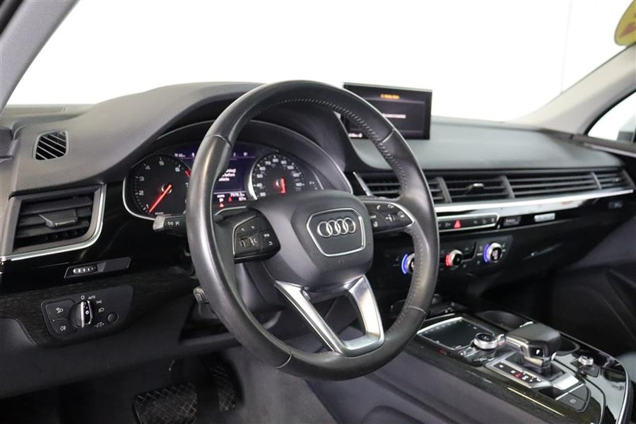 2017 Audi Q7 PREMIUM PLUS, available for sale in Paterson, New Jersey | Fast Track Motors. Paterson, New Jersey 2017 Audi Q7 PREMIUM PLUS, available for sale in Paterson, New Jersey | Fast Track Motors. Paterson, New Jersey