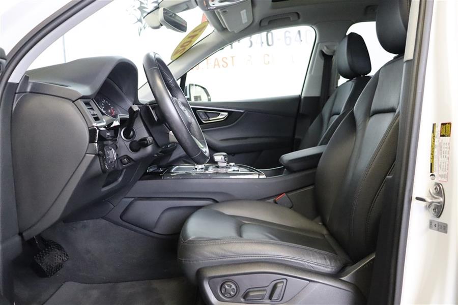 2017 Audi Q7 PREMIUM PLUS, available for sale in Paterson, New Jersey | Fast Track Motors. Paterson, New Jersey 2017 Audi Q7 PREMIUM PLUS, available for sale in Paterson, New Jersey | Fast Track Motors. Paterson, New Jersey