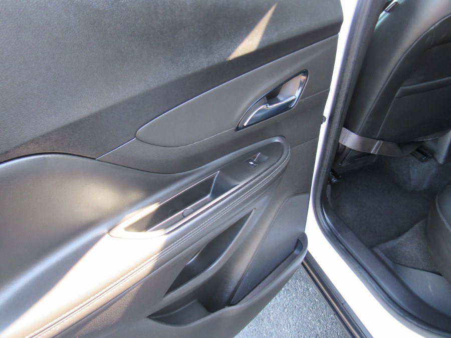 2020 Buick Encore FWD 4dr Essence, available for sale in Irvington, New Jersey | NJ Used Cars Center. Irvington, New Jersey 2020 Buick Encore FWD 4dr Essence, available for sale in Irvington, New Jersey | NJ Used Cars Center. Irvington, New Jersey