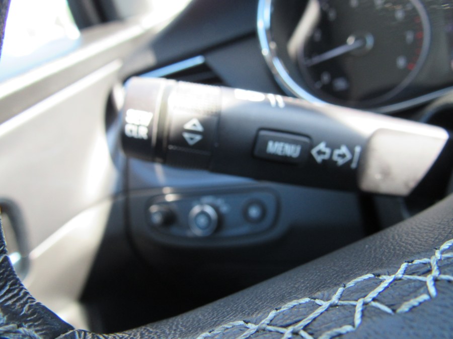 2020 Buick Encore FWD 4dr Essence, available for sale in Irvington, New Jersey | NJ Used Cars Center. Irvington, New Jersey 2020 Buick Encore FWD 4dr Essence, available for sale in Irvington, New Jersey | NJ Used Cars Center. Irvington, New Jersey